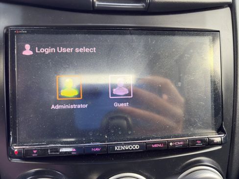 Used 2013 Nissan 370Z Roadster image 21