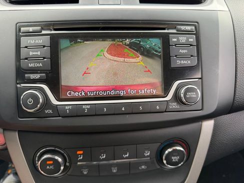 Used 2015 Nissan Sentra SV w/ Cold Weather Package FWD image 31
