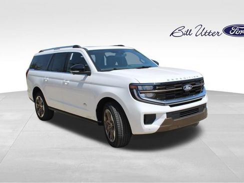 New 2027 Ford Expedition Max King Ranch RWD image 2