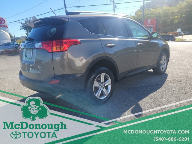 Used 2015 Toyota RAV4 XLE AWD/4WD image 6