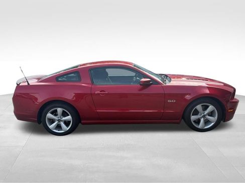 Used 2013 Ford Mustang GT image 5