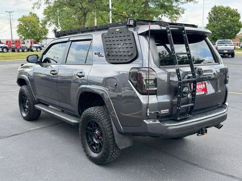 Used 2023 Toyota 4Runner TRD Off-Road Premium w/ Off Road Premium Plus Package AWD/4WD image 3