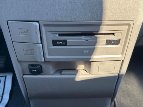 Used 2016 Honda Odyssey SE image 31