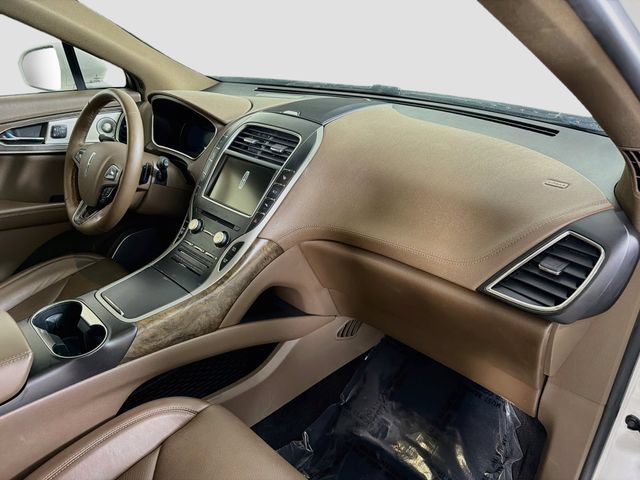 Used 2016 Lincoln MKX Reserve w/ Luxury Package FWD image 31