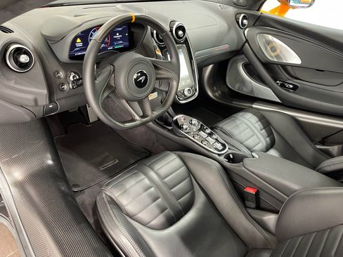 Used 2025 McLaren GTS image 7