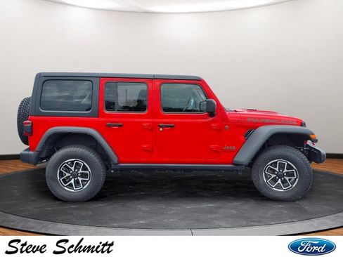 Used 2024 Jeep Wrangler Unlimited Rubicon AWD/4WD image 25