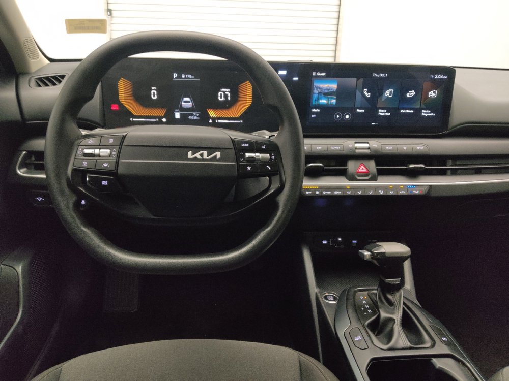 Used 2025 Kia K4 FWD image 22