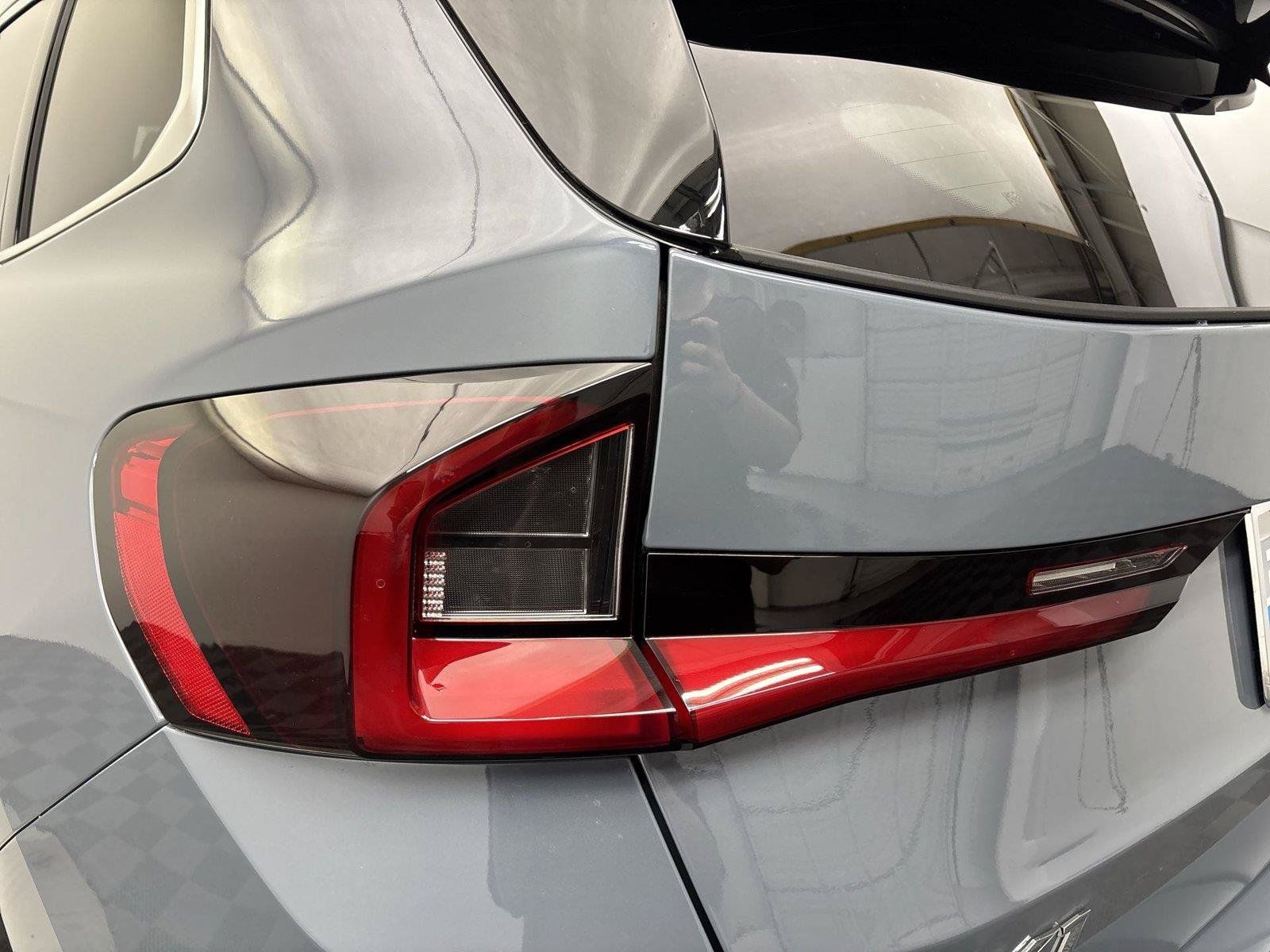 New 2027 BMW X1 xDrive28i AWD/4WD image 19
