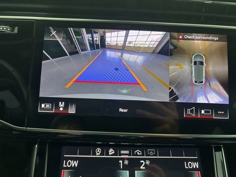 Used 2021 Audi Q8 Premium Plus w/ Premium Plus Package AWD/4WD image 24