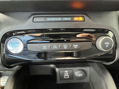 Used 2024 Ford Escape ST-Line w/ Tech Pack #1 AWD/4WD image 30