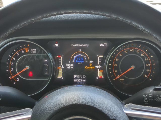 Used 2021 Jeep Wrangler Unlimited Sahara AWD/4WD image 28