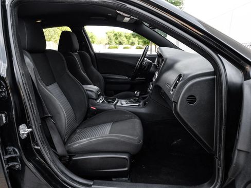 Used 2021 Dodge Charger R/T w/ Blacktop Package RWD image 36