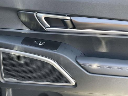 New 2025 Kia Telluride S image 16