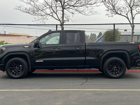 Used 2023 GMC Sierra 1500 Elevation w/ X31 Off-Road Package image 9