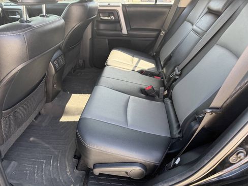 Used 2014 Toyota 4Runner SR5 Premium w/ Convenience Package AWD/4WD image 17