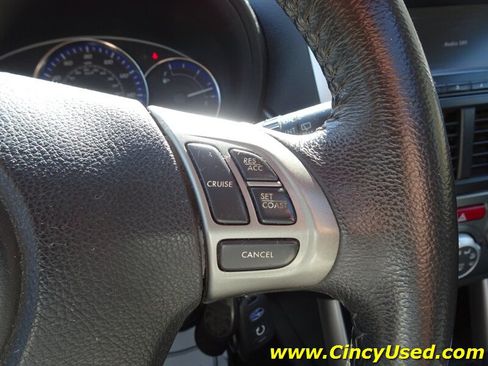 Used 2011 Subaru Forester 2.5X Limited AWD/4WD image 21