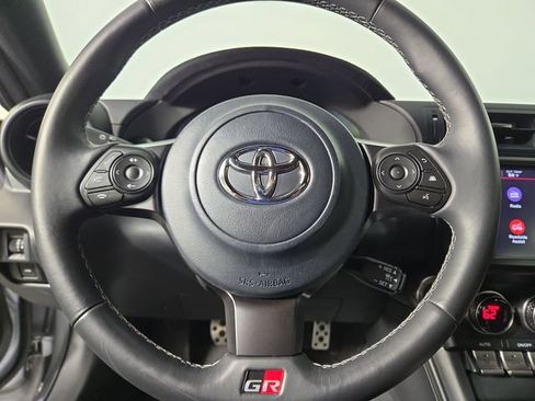 Used 2025 Toyota GR86 Premium w/ ALL Weather Mat Package (TMS) RWD image 21
