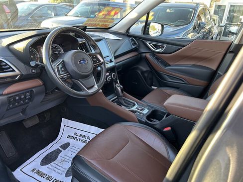 Used 2023 Subaru Forester Touring image 39