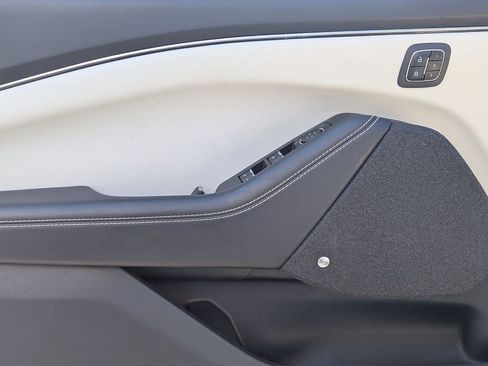 Used 2025 Ford Mustang Mach-E Premium image 12