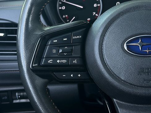 Used 2025 Subaru Forester Touring AWD/4WD image 11