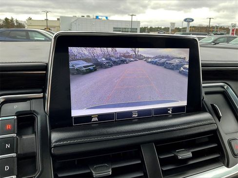 Used 2021 Chevrolet Tahoe Z71 w/ Max Trailering Package image 19