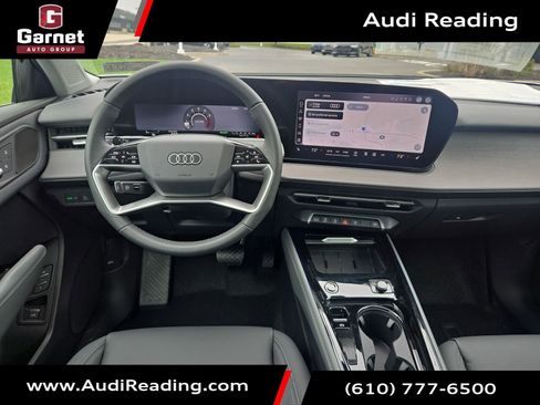 New 2026 Audi Q3 quattro 2.0T AWD/4WD image 1