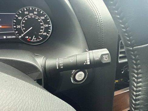 Used 2024 Nissan Armada SL w/ Captain's Chairs Package AWD/4WD image 34