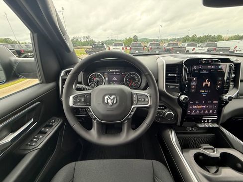 New 2026 RAM 1500 Big Horn AWD/4WD image 10