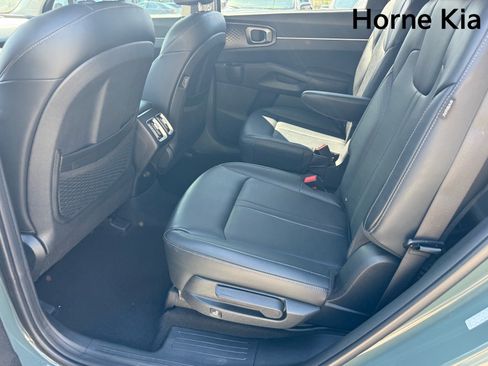 Certified 2025 Kia Sorento EX AWD/4WD image 13