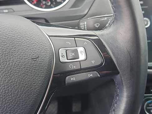 Used 2018 Volkswagen Tiguan SEL AWD/4WD image 20