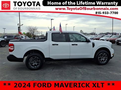Used 2024 Ford Maverick XLT image 2