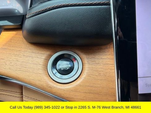 Used 2024 Jeep Grand Cherokee Summit AWD/4WD image 24