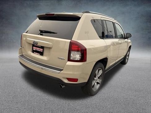 Used 2017 Jeep Compass High Altitude AWD/4WD image 6