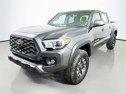 Used 2023 Toyota Tacoma TRD Off-Road w/ Technology Package image 3
