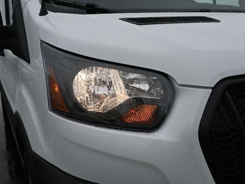 New 2026 Ford Transit 250 148 Medium Roof image 10