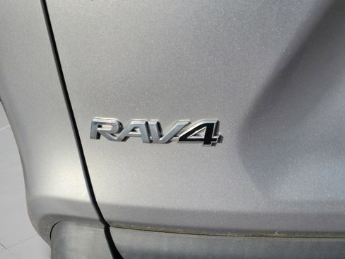 Used 2023 Toyota RAV4 XLE w/ Convenience Package FWD image 22