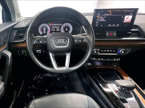 Certified 2023 Audi Q5 2.0T Premium Plus w/ Premium Plus Package AWD/4WD image 6