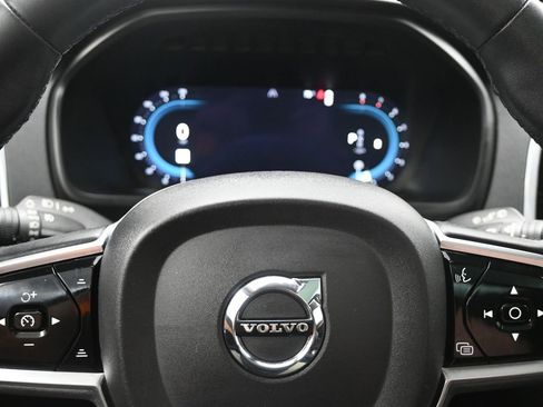 Used 2023 Volvo XC90 B6 Plus w/ Protection Package Premier image 9