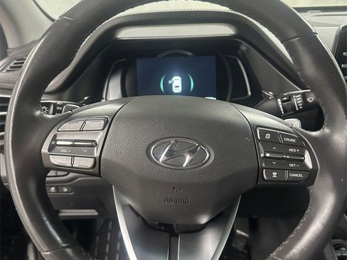 Used 2020 Hyundai Ioniq SEL image 15