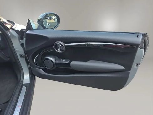 Used 2016 MINI Cooper S FWD image 36