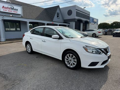 Used 2016 Nissan Sentra SV w/ Style Package FWD image 7