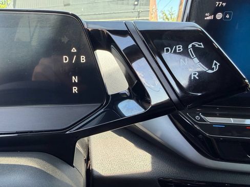 Used 2023 Volkswagen ID.4 Pro S AWD/4WD image 33