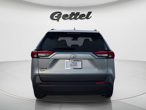 Used 2024 Toyota RAV4 XLE FWD image 6