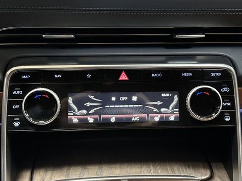 Used 2023 Genesis GV80 3.5T image 21