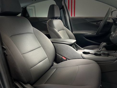 Used 2018 Chevrolet Malibu LT FWD image 27