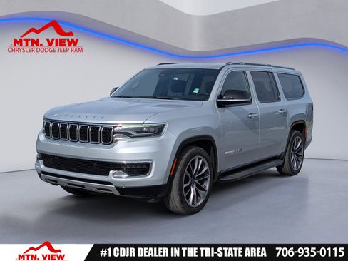 Used 2024 Jeep Wagoneer L Series II w/ Premium Group I AWD/4WD image 1