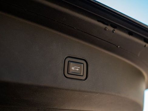 Used 2024 Cadillac Lyriq Sport image 21