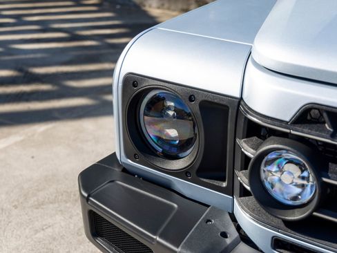 Used 2025 INEOS Grenadier image 14