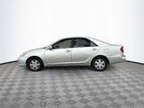 Used 2004 Toyota Camry image 3