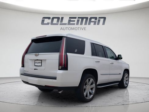 Used 2016 Cadillac Escalade Luxury AWD/4WD image 5